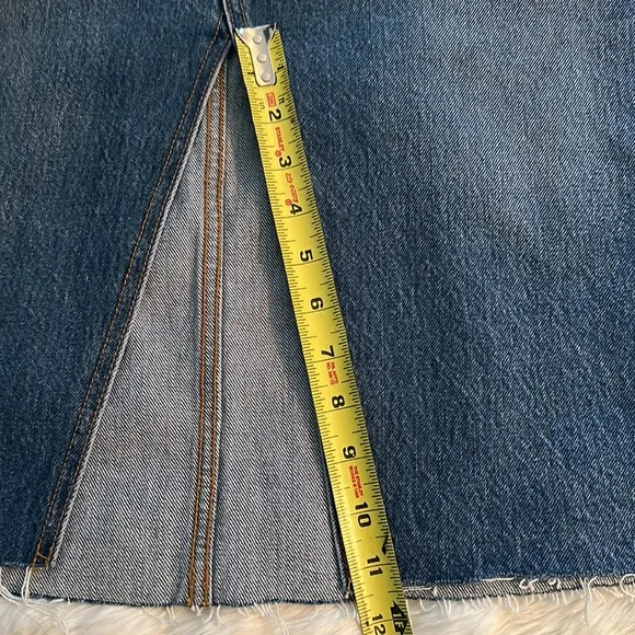 🆕 Levi’s Premium Size 32 High-Rise Deconstructed Skirt 5 Button 5 Pocket…