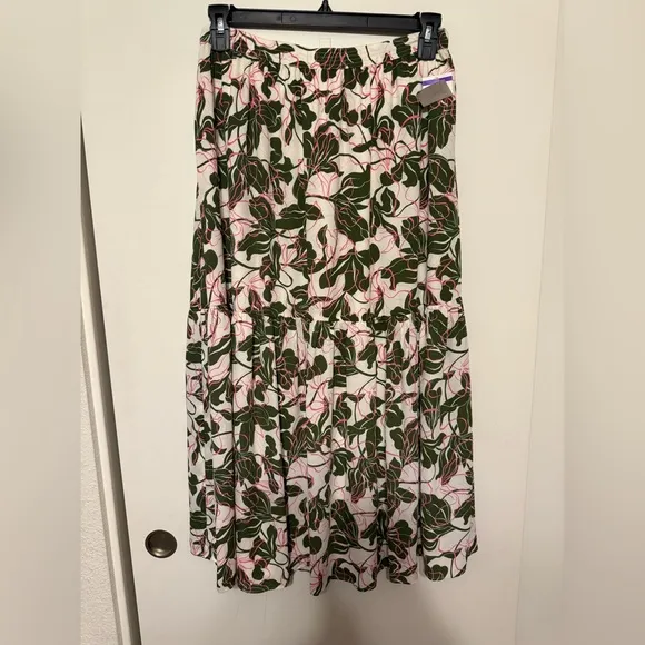 $115 Parker Egret green and pink and white Floral TieredMidi Skirt