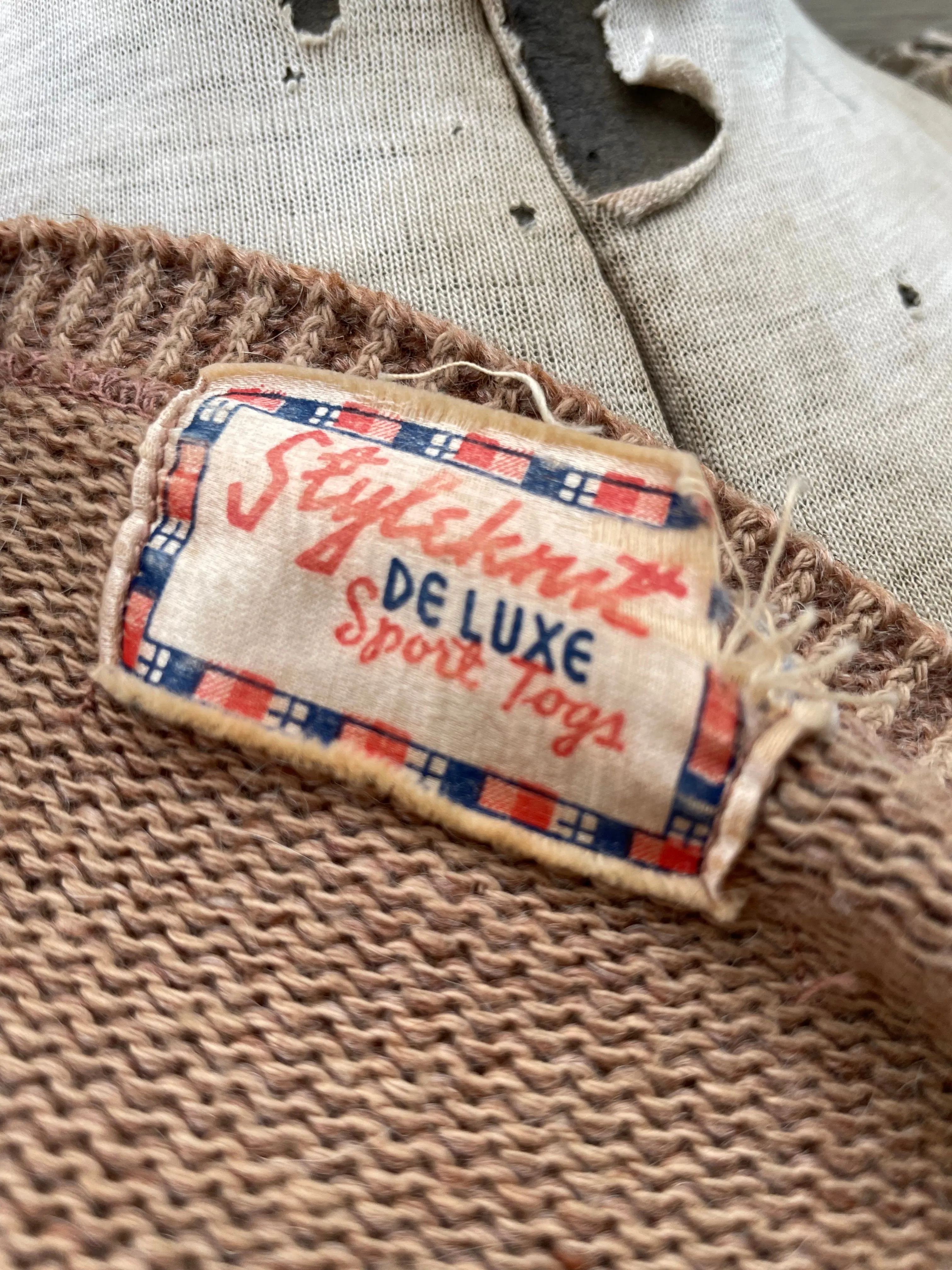 1930s Taupe Wool Knit Sweater