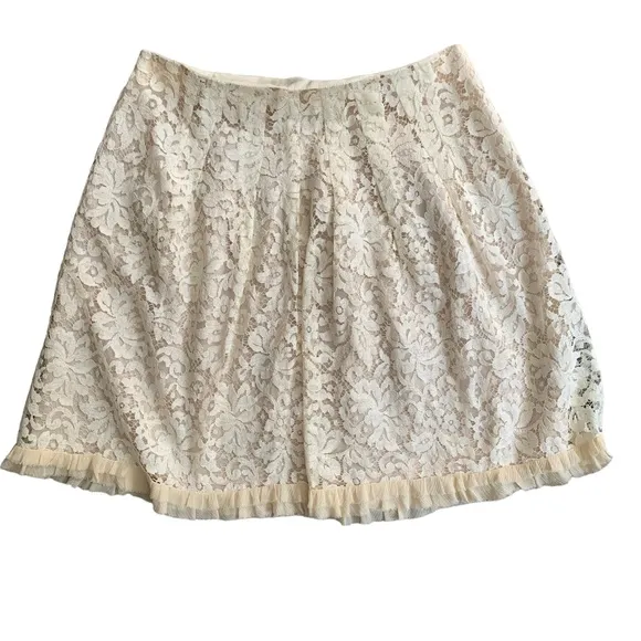 26. Rebecca Taylor Lace Floral Skirt Size 6