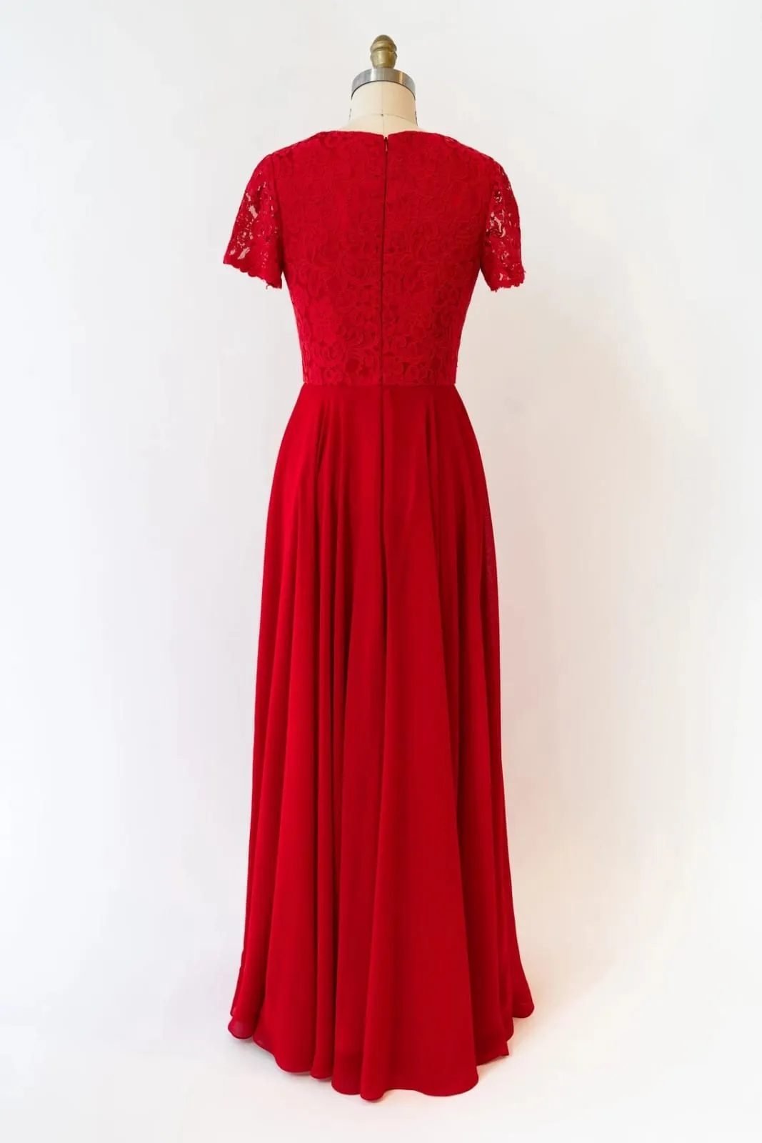 A-line Scoop Neck Short Sleeve Long Chiffon Lace Bridesmaid Dress