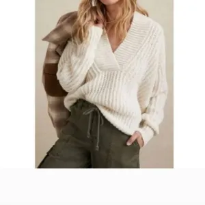 Anthropologie Pilcro Joyce Wool Blend Cable Knit Sweater in Cream Size S