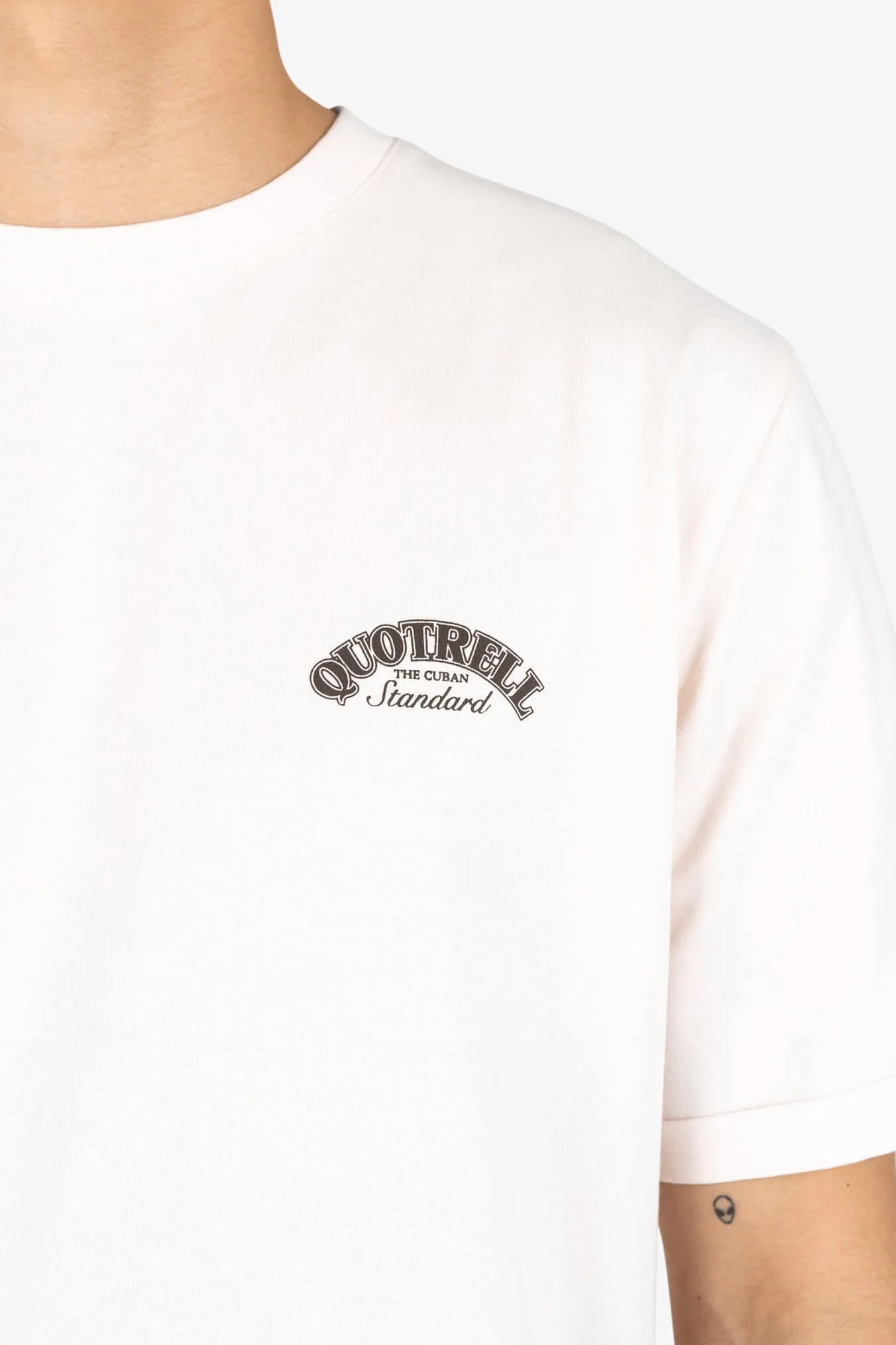 AVENIDA T-SHIRT | OFF WHITE/BROWN
