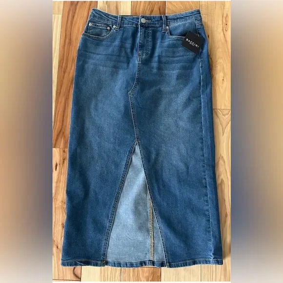 Baccini denim maxi skirt size 16
