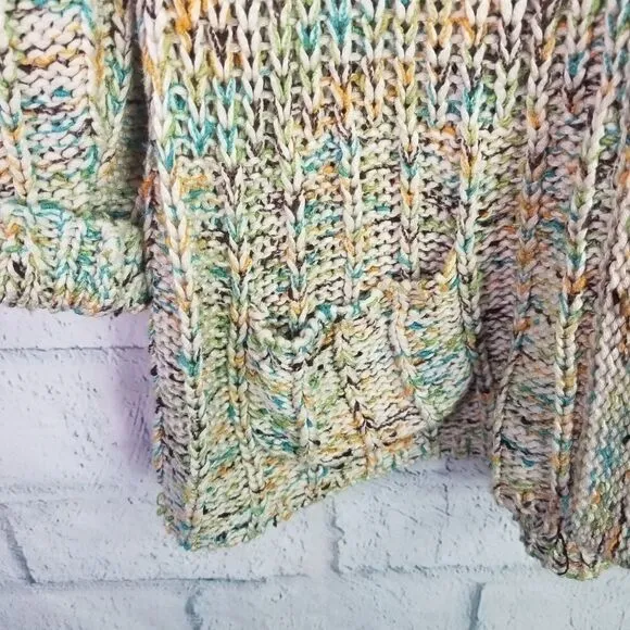 BCBG MAXAZRIA KNIT SWEATER