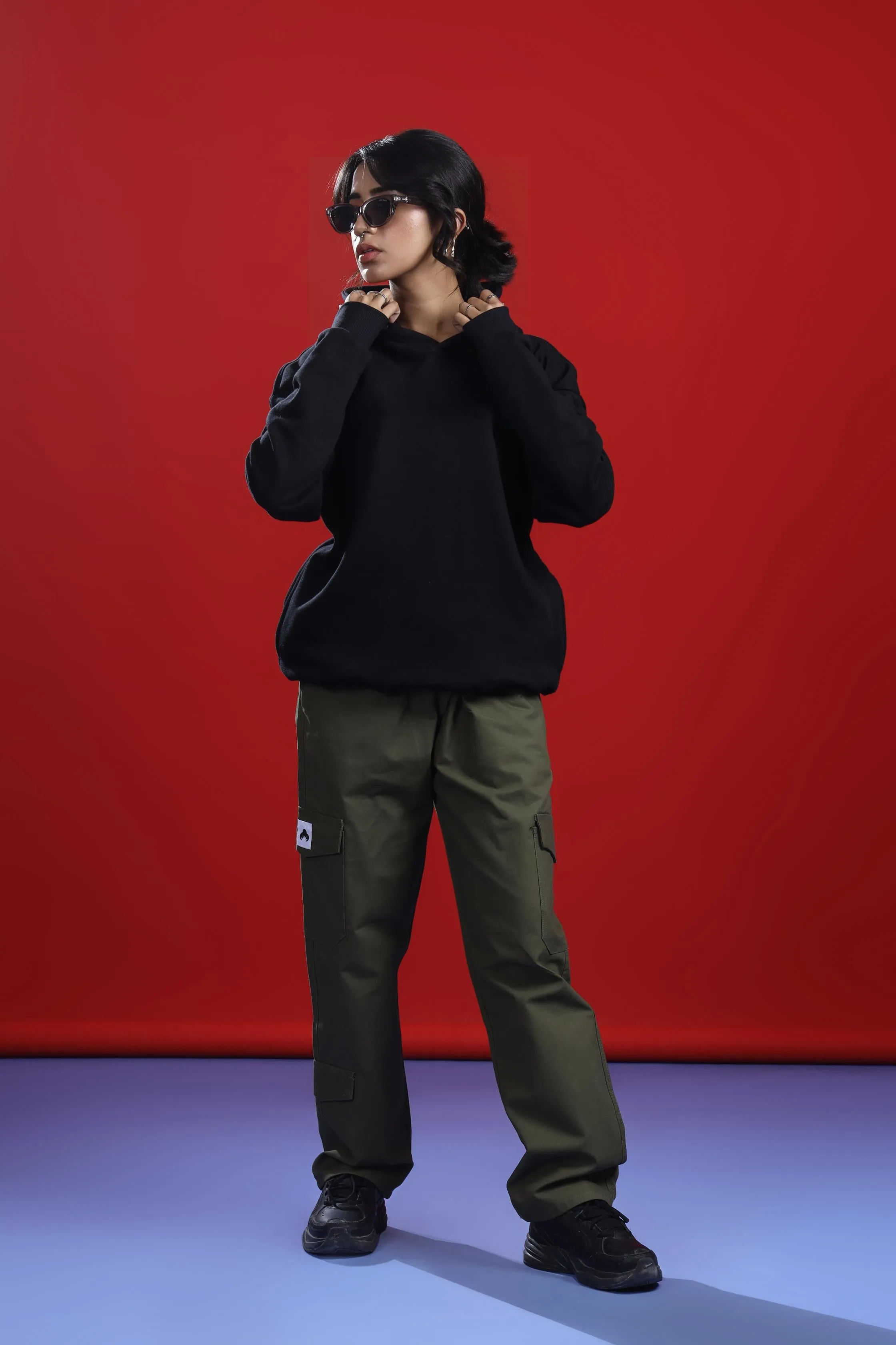 BLACK OVERSIZED BASIC HOODIE
