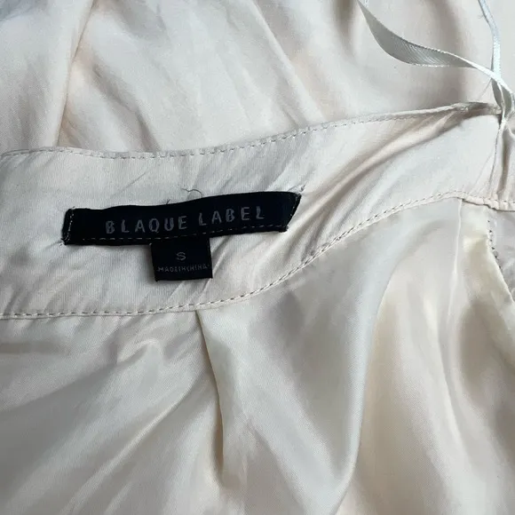 BLAQUE LABEL Revolve Cream Skirt High‎ Low Size Small