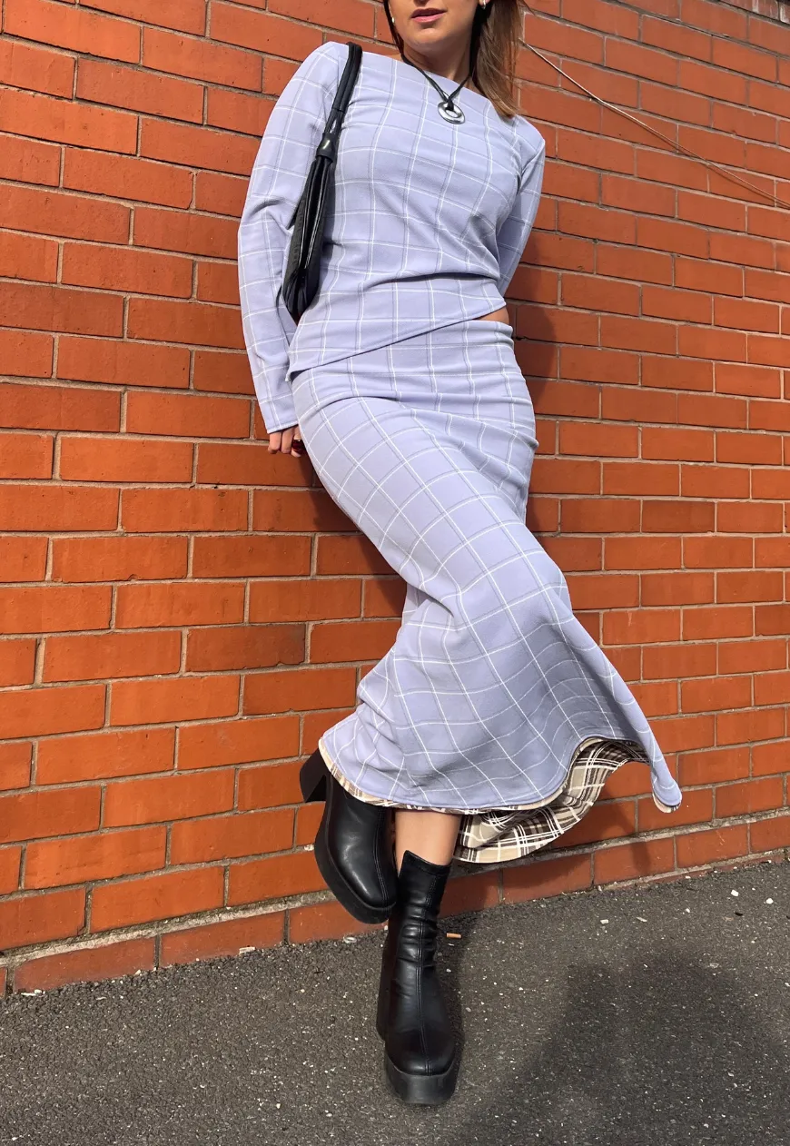 BLUE CHECK/CREAM TARTAN REVERSIBLE MID-RISE SKIRT