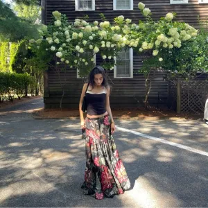 Brand New- South Moon Under GEORGIE Collection Tired Floral Maxi Skirt 🌺🌿