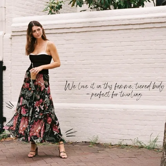 Brand New- South Moon Under GEORGIE Collection Tired Floral Maxi Skirt 🌺🌿
