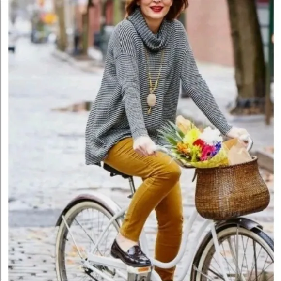 CABI Fergie Knit Turtleneck SweaterStyle 3167