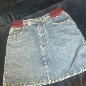 Carmar LF Blue‎ Denim Mini Skirt W/ Stretchy Waist Band