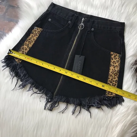 Carmar Los Angeles Beatrice Leopard Denim Mini Skirt Size 25 Fringe Hem Zipper
