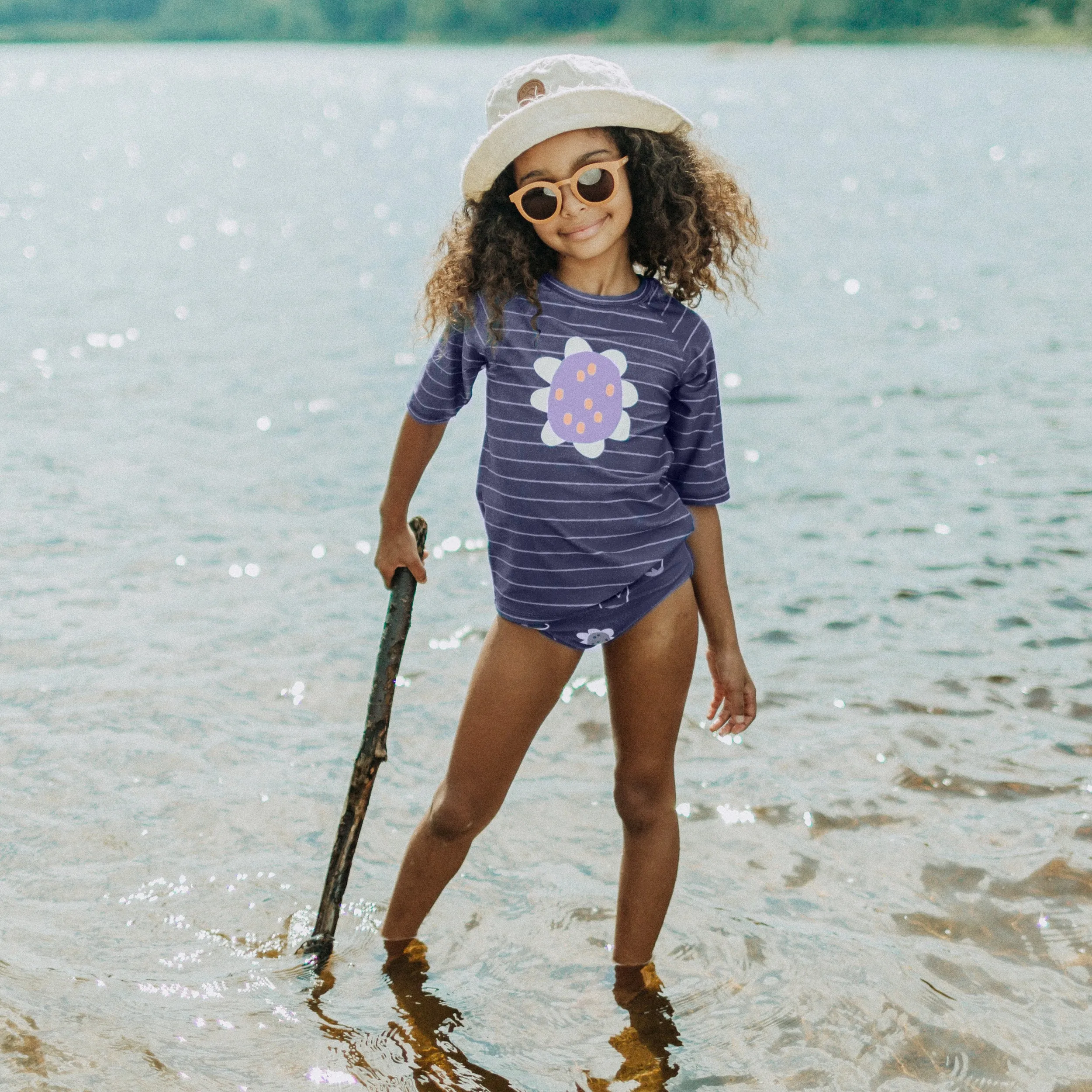 Culotte de bain réversible ligné ou fleuri, enfant || Reversible swimwear striped or flowered, child