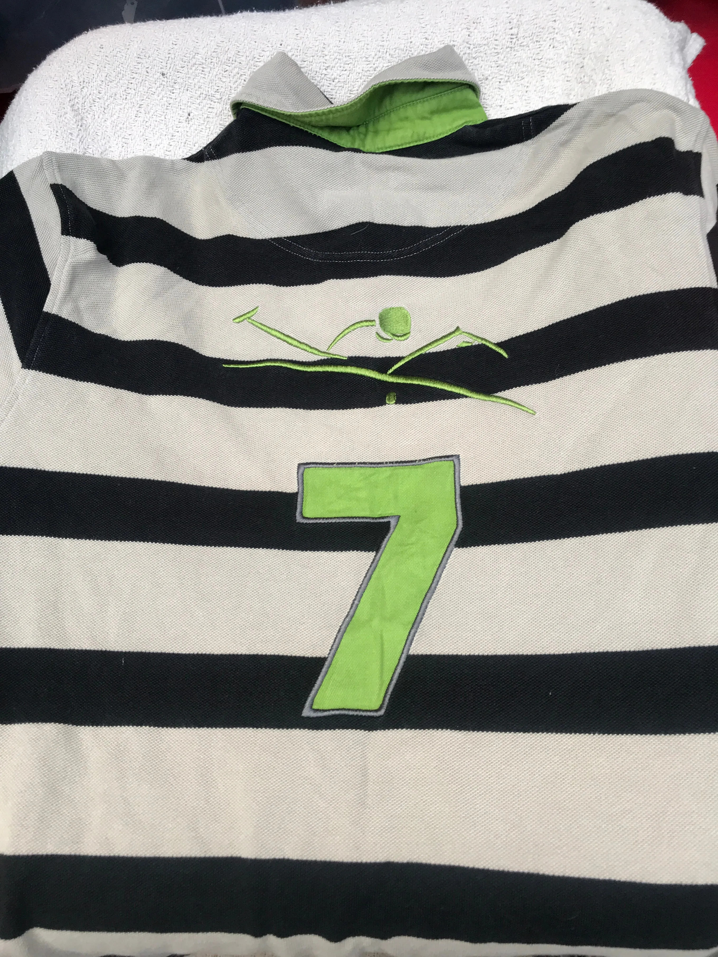 Equi-Thème polo t-shirt size large(16-18)FREE POSTAGE