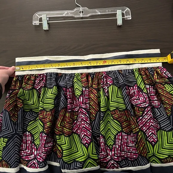 EUC Kaela Kay High-Waisted Flare Skirt Size 18