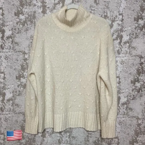 Everlane The Alpaca Pompom Sweater in Snow