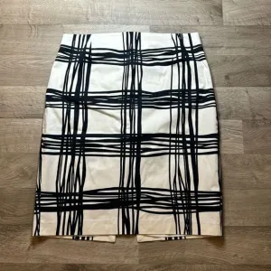 Express Design Studio High-Waist Skirt. Size 12. Lined skirt.