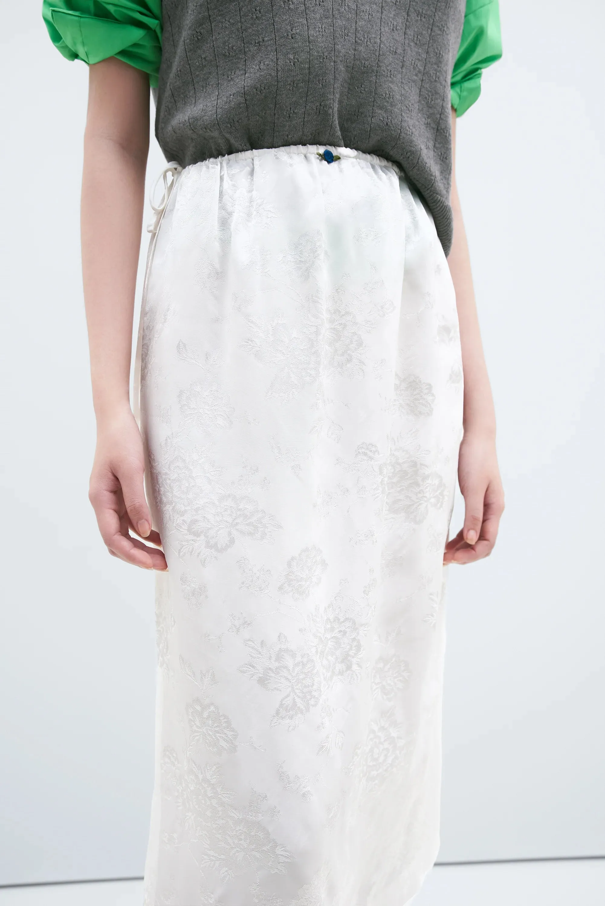 FLOWER JACQUARD SKIRT