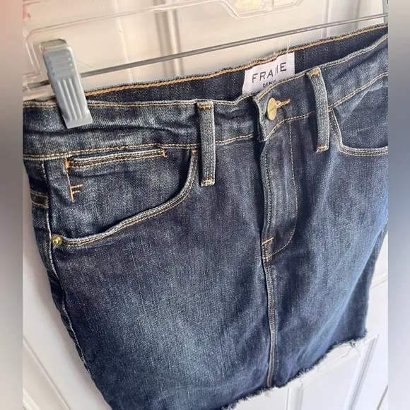 FRAME DENIM Skirt Frayed Dark size 25 waist