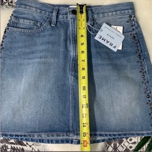 Frame Elsden studded denim skirt. Size 27. NWT