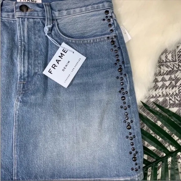 Frame Elsden studded denim skirt. Size 27. NWT