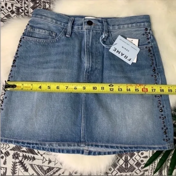 Frame Elsden studded denim skirt. Size 27. NWT