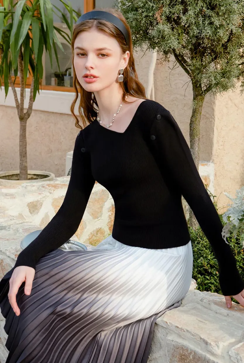 Gael Adjustable Sleeve Knit Top