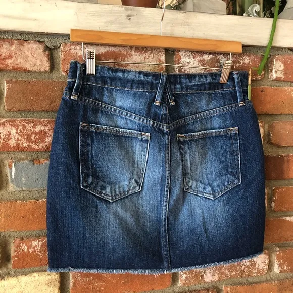Good American Distressed Fishnet Mesh Denim Skirt