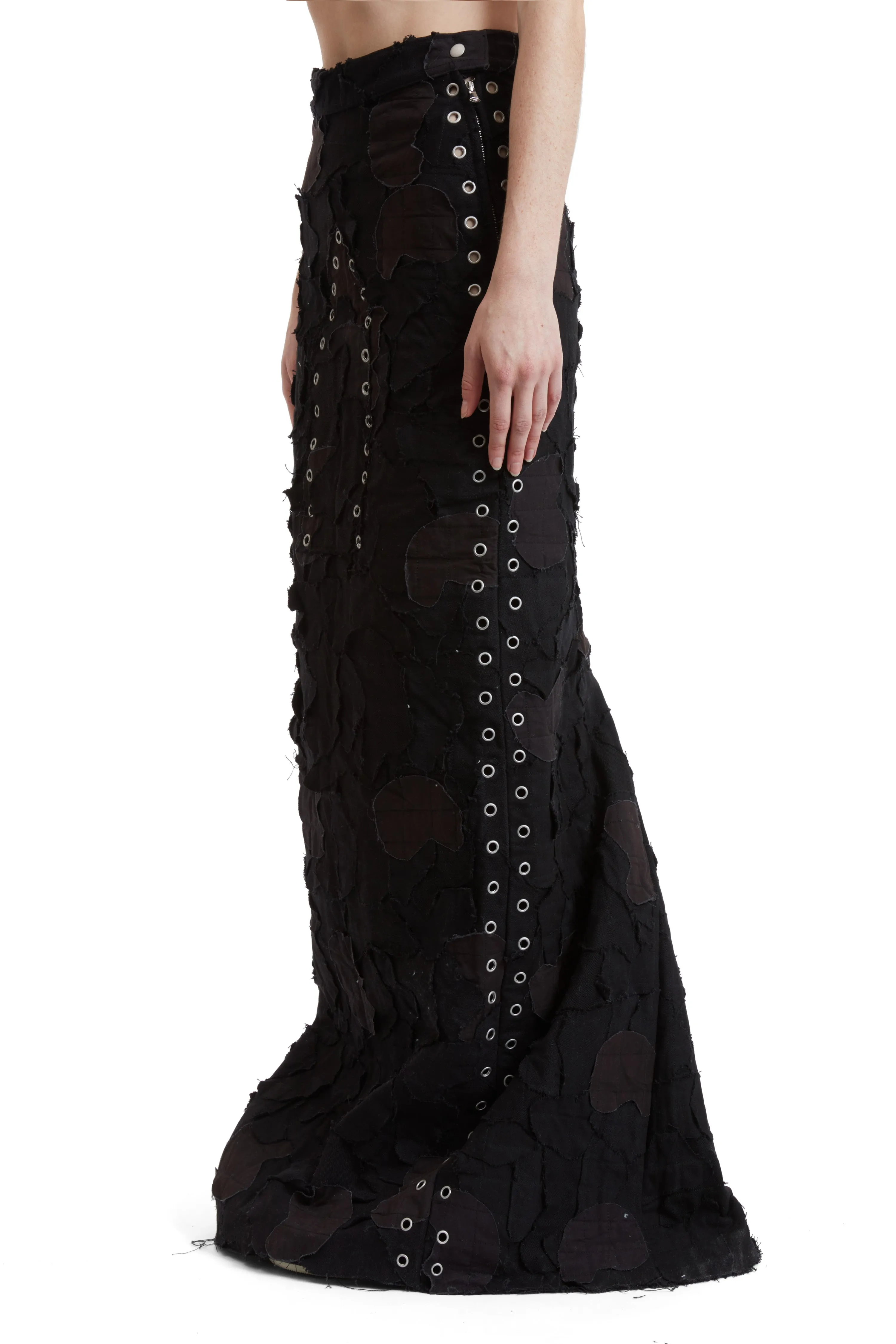 GROMMET ARCH SKIRT