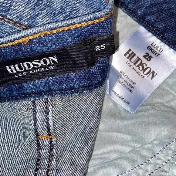 HUDSON Lulu Denim Skirt in Vroom Sz 25