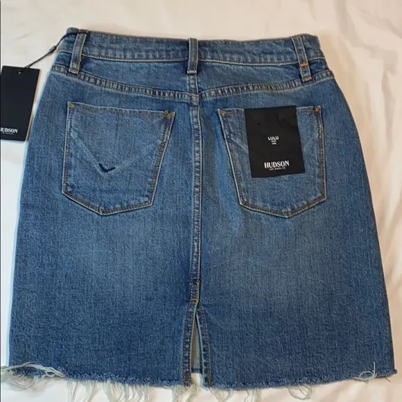 HUDSON Lulu Denim Skirt in Vroom Sz 25