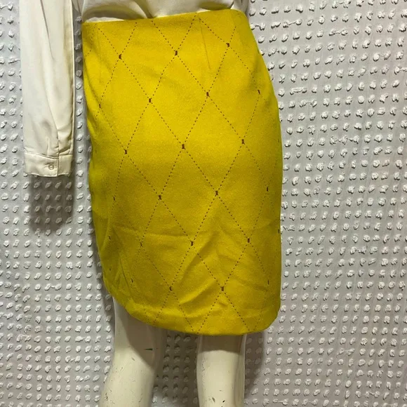J. Mclaughlin Yellow Wool Cashmere A Line Skirt Size 6