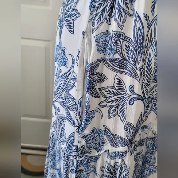 Joie Cassiel Dress Women's M Blue &amp; White Floral Maxi Smocked Cotton Blend EUC