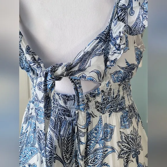 Joie Cassiel Dress Women's M Blue &amp; White Floral Maxi Smocked Cotton Blend EUC