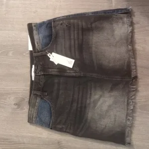 Kancan Collection Black Blue Two Toned Distressed Fringe Denim Skirt Size XL