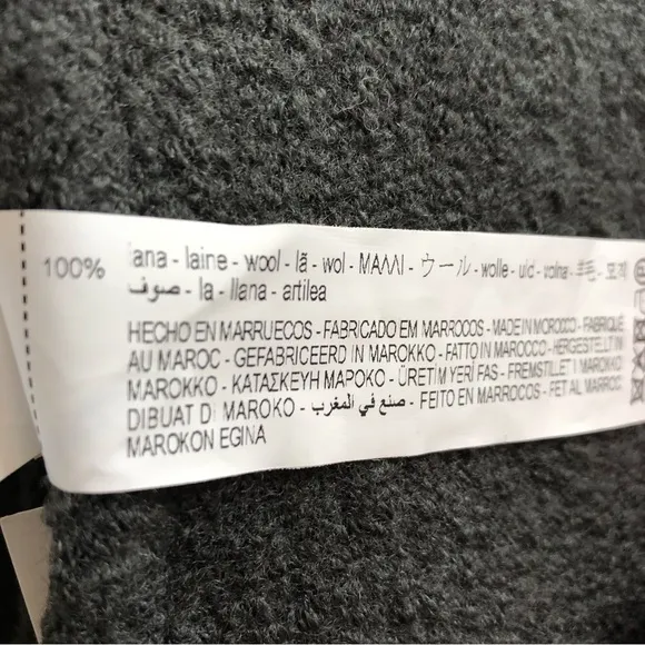 Limited Edition wool midi skirt by Zara
