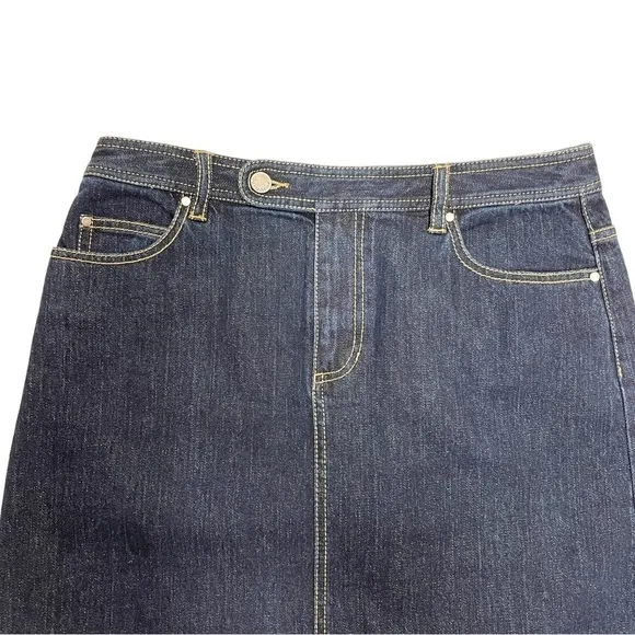 Liz Claiborne denim jean skirt Size 8 W32 L24 dark blue