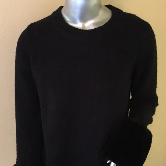 M Magaschoni crew sweater with faux fur cuffs
