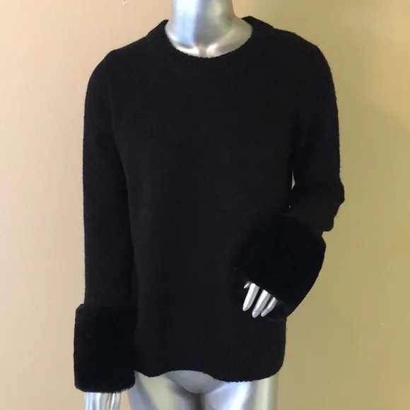 M Magaschoni crew sweater with faux fur cuffs
