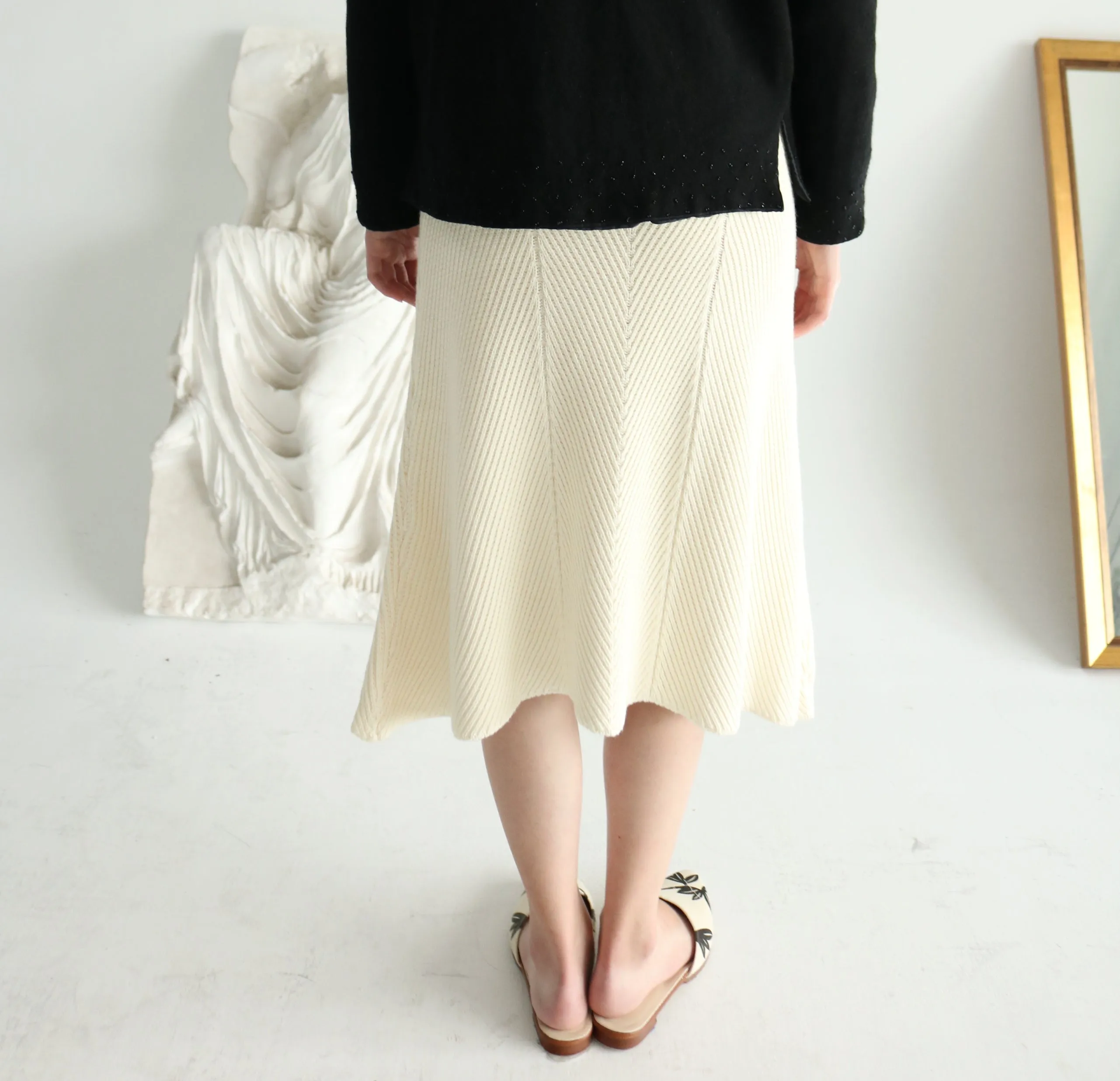 MAISON SKIRT｛size Petite, low stock｝