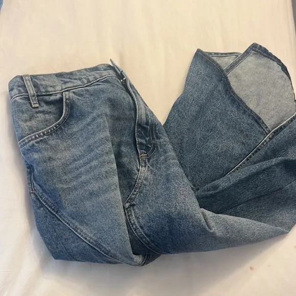 Mango cut about denim skirt in blue size large