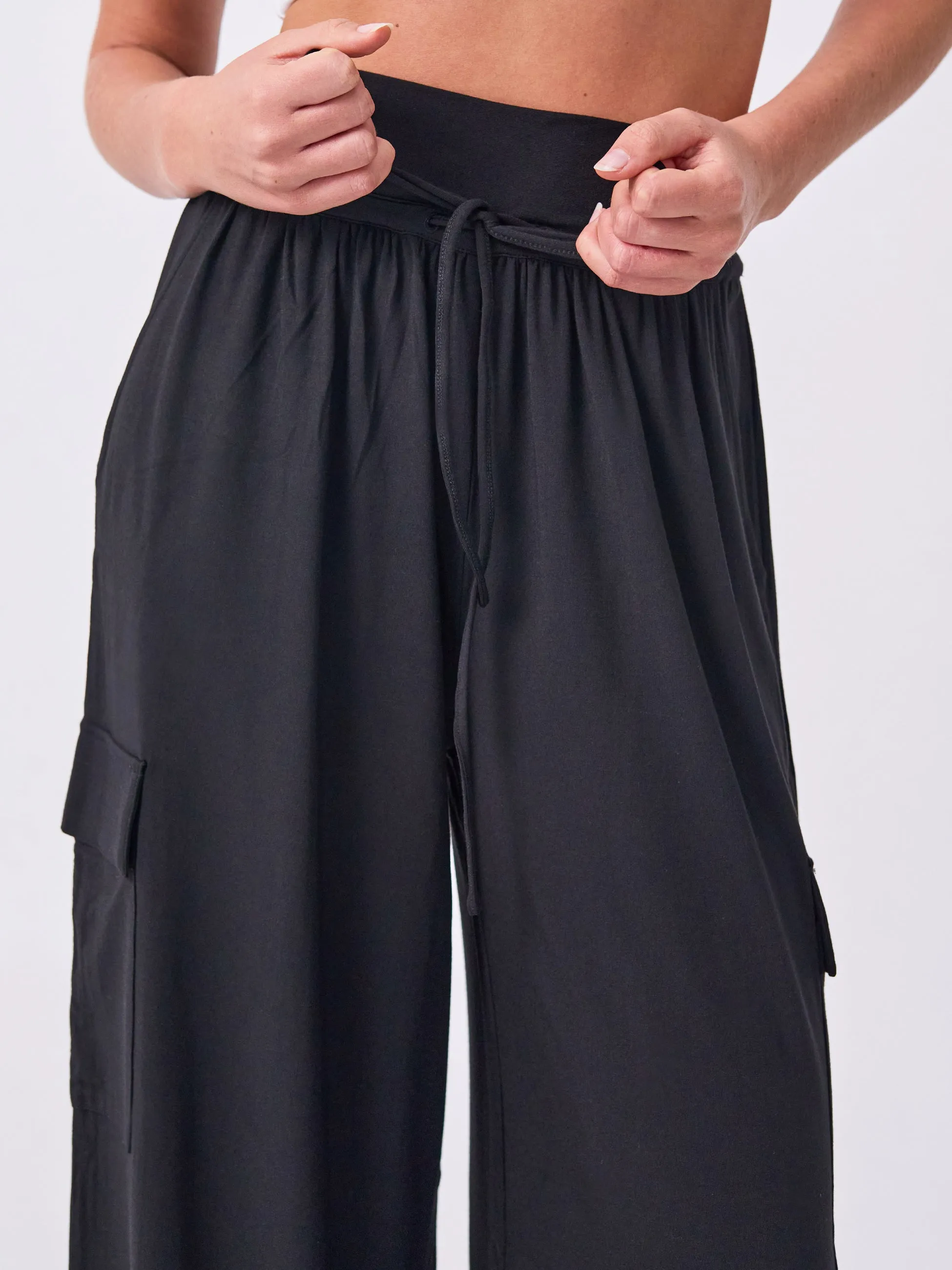 Modal Freedom Cargo Pant - Black