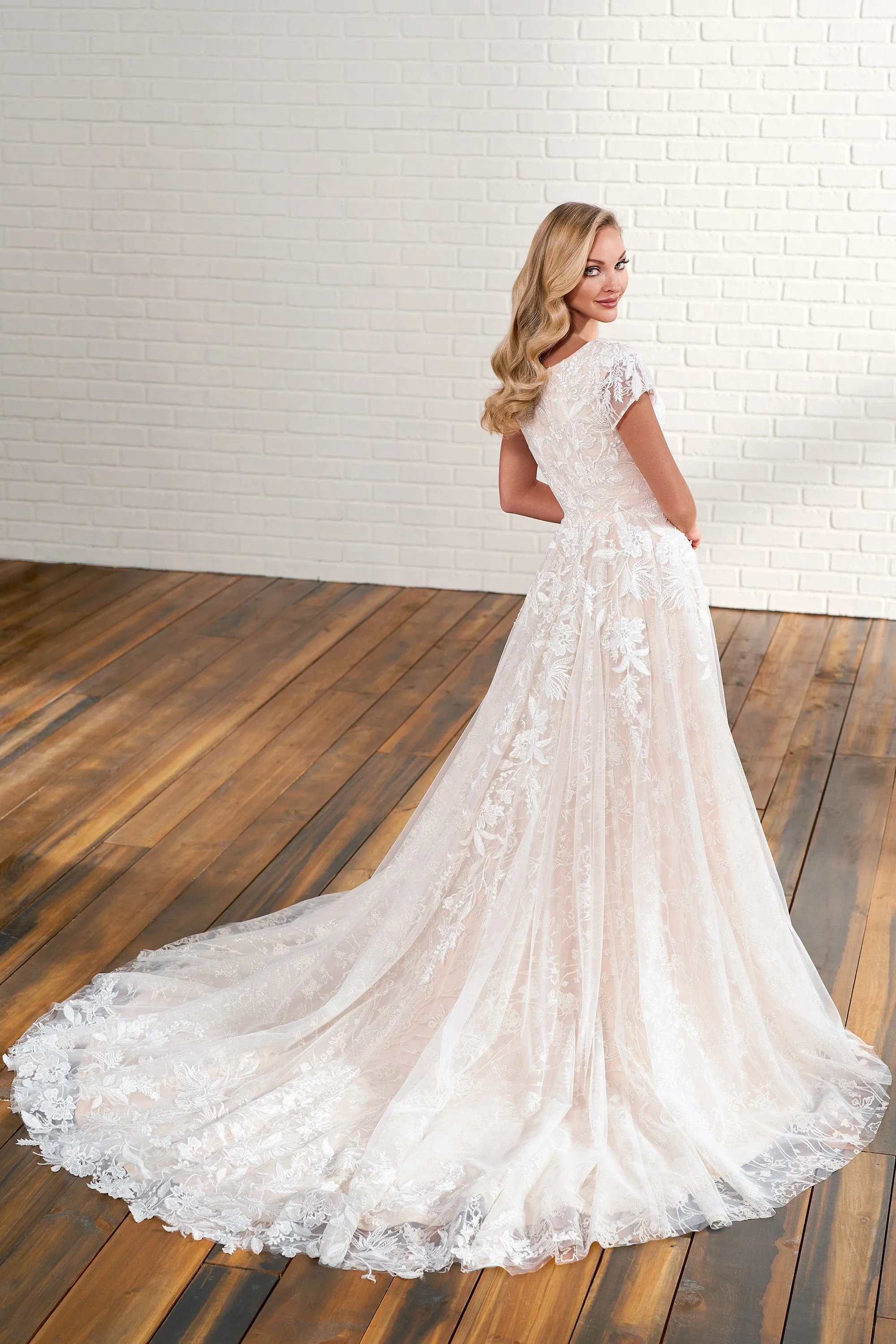 Modest by Mon Cheri: MOD200