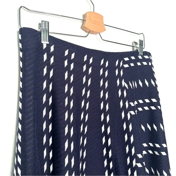 Nic Zoe | Navy and White Falling Star Diamond A-line Sweater Skirt Size Medium
