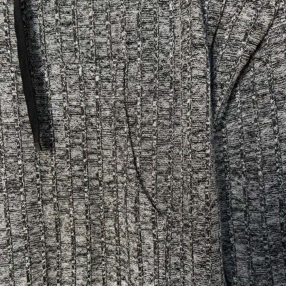 NIC   ZOE Women’s marled ribbed knit Cowl neck long sleeve top size medium NWT