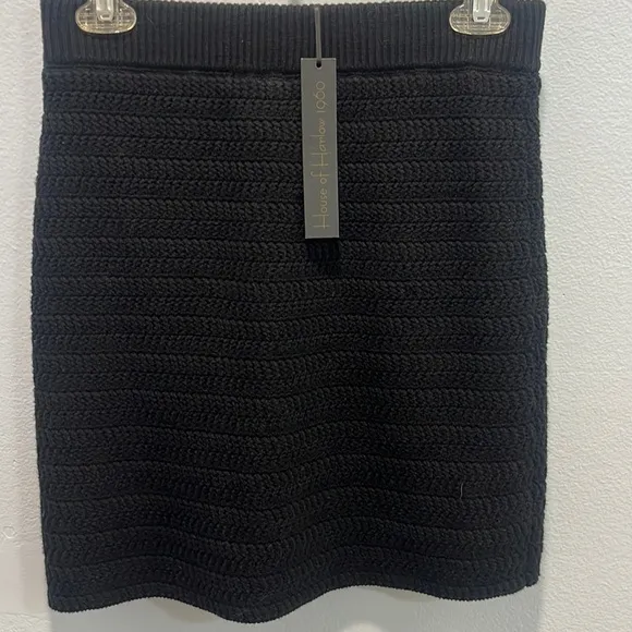 NWT House of Harlow 1960 skirt