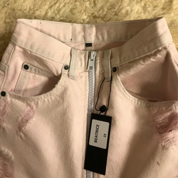 NWT LF Pink Beatrice Zip Front Skirt