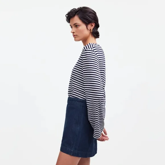 NWT Madewell Denim Seamed Mini Skirt in Maytown Wash - 25 - Maytown Wash