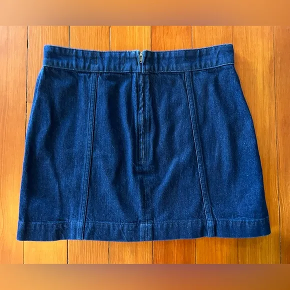NWT Madewell Denim Seamed Mini Skirt in Maytown Wash - 25 - Maytown Wash